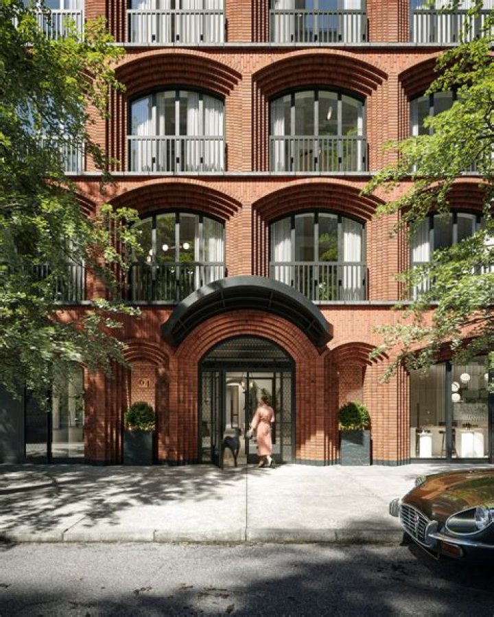 64 university Place