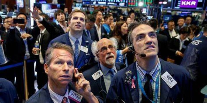 7 Chart Patterns Used by Technical Analysts to Buy Stocks