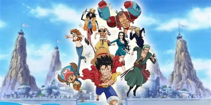 A compilation of One Piece characters with Charlotte Katakuri in the front with Yamato, Donquixote Doflamingo, Crocodile, and Trafalgar Law behind him. 1