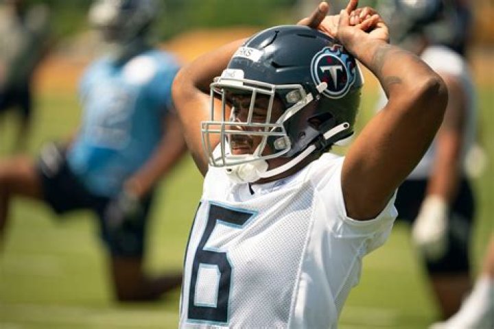 AJ-Brown-Titans