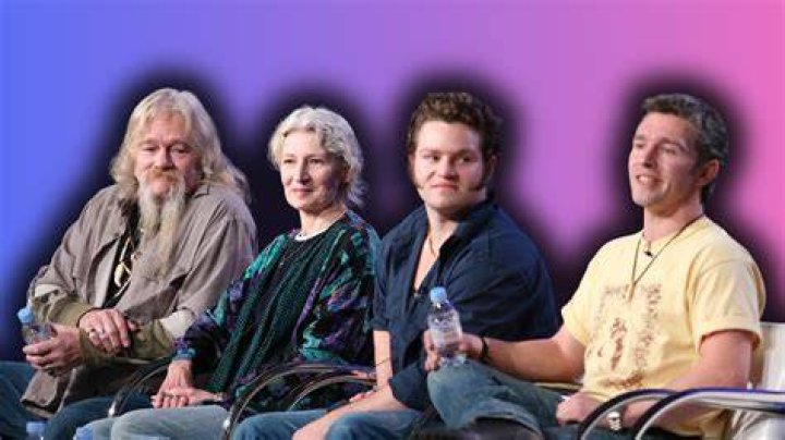 Alaskan Bush People | ScreenRant