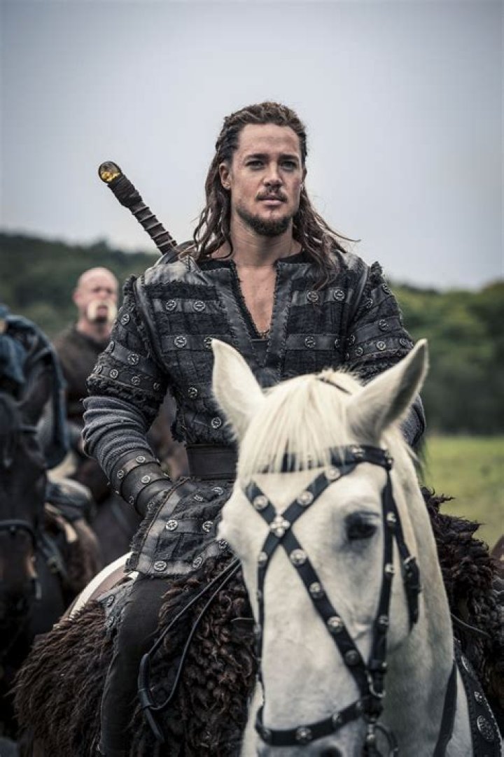 Alexander Dreymon as Uhtred in The Last Kingdom Season 5