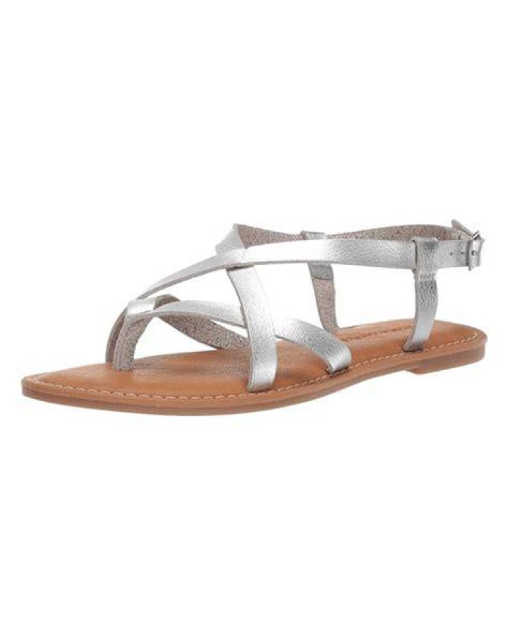amazon essentials, best sandals for wide feet