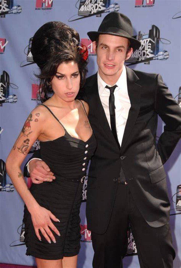 Amy Winehouse ex Blake FielderCivil 'in drug collapse' The
