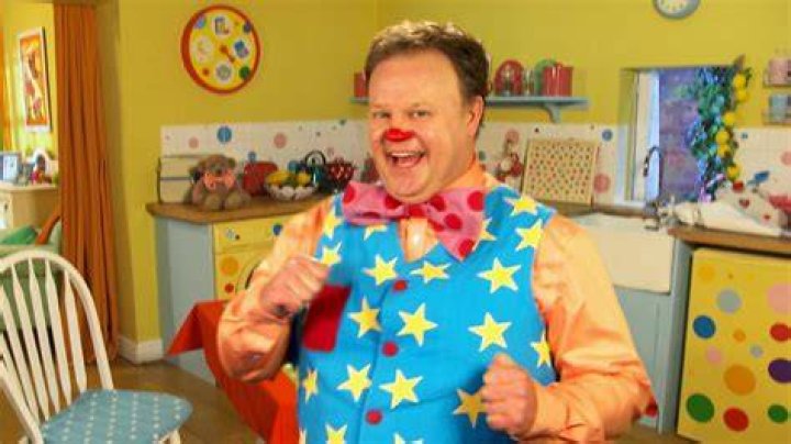 At Home with Mr Tumble Series 1 8. Funny Faces BBC iPlayer