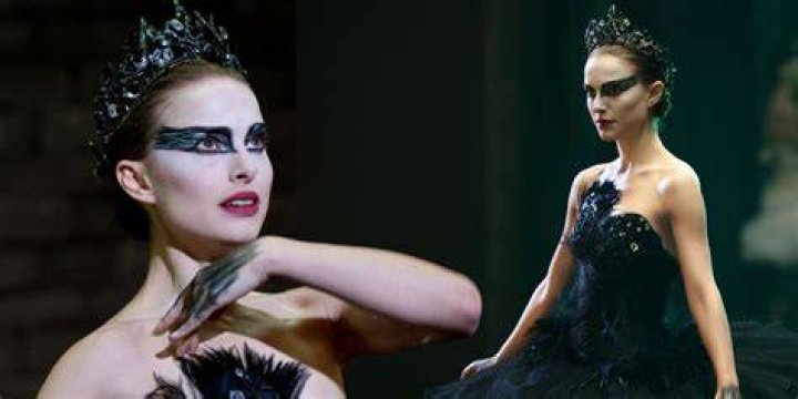 Black Swan displaying her powers