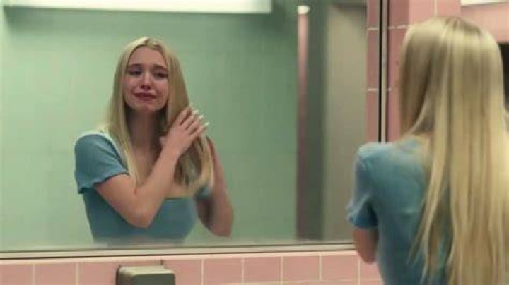 Cassie crying in the bathroom on Euphoria