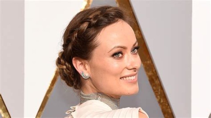Create The Perfect Halo Braid In 5 Simple Steps