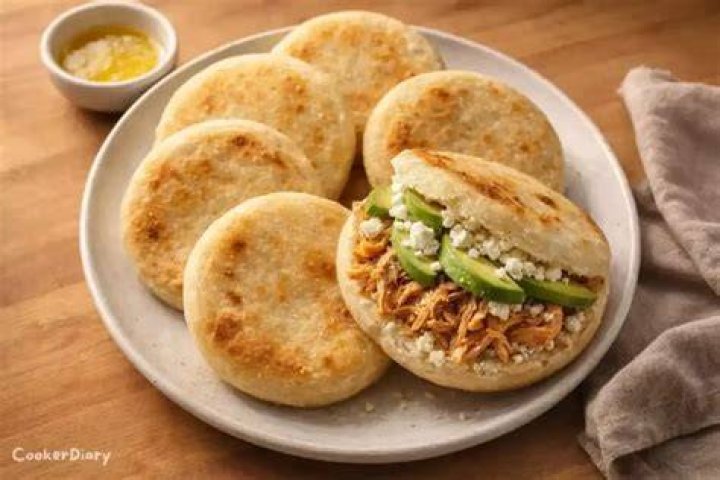 Easy Venezuelan Arepas Recipe Perfect for Breakfast