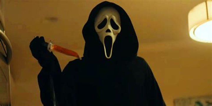 Ghostface in Scream 2022