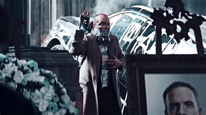 Gil Colson has a bomb strapped on him in The Batman