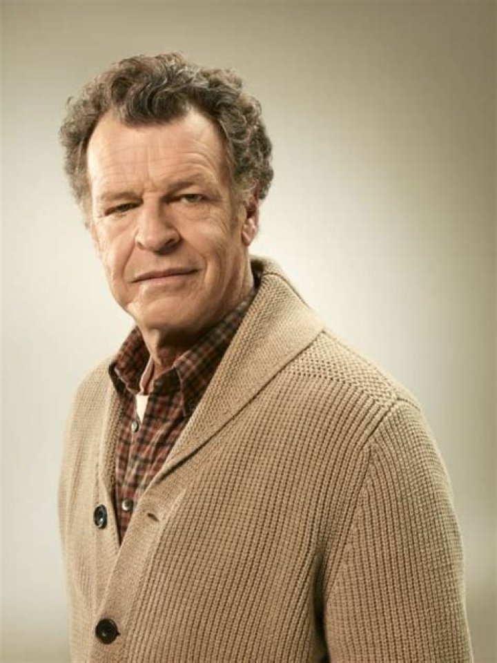 John Noble as Walter Bishop and Joshua Jackson as Peter in Fringe