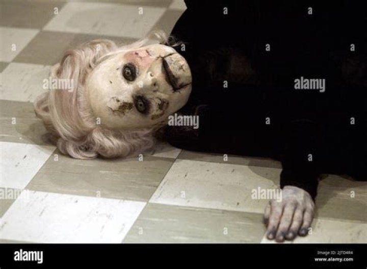 Judith Roberts in Dead Silence