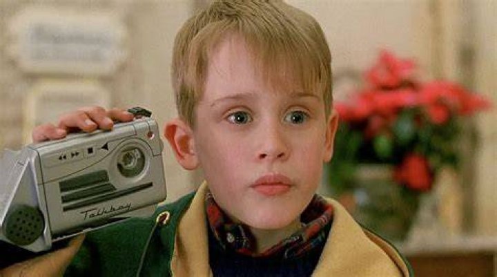 Macaulay Culkin with Talkboy in Home Alone 2