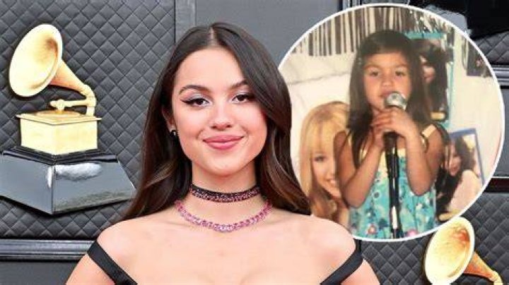 Olivia Rodrigo shares throwback set list and wins approval from her