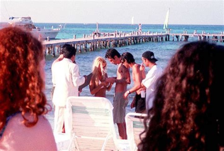 Pam & Tommy Cancun