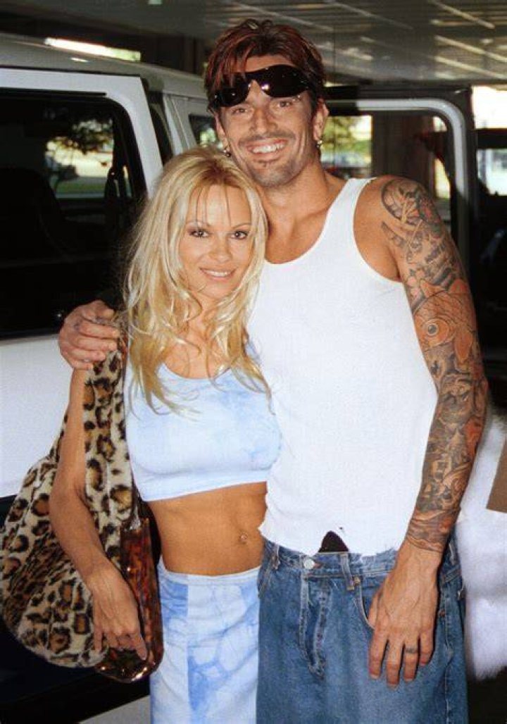 Pam & Tommy Get Engaged