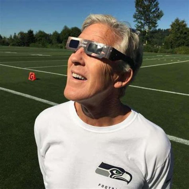 Peter Clay Carroll height