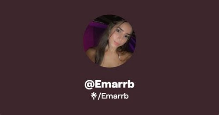 Posts of emarrb from OnlyFans Coomer
