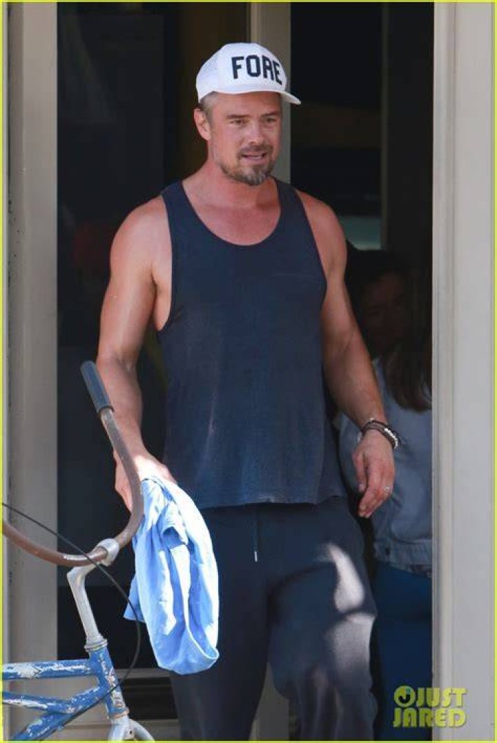preview for Josh Duhamel | Gym Bag