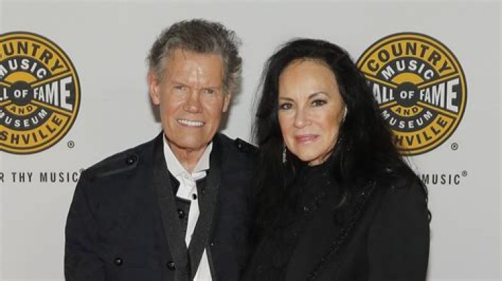 Randy Travis makes first public appearance since stroke Celebrity