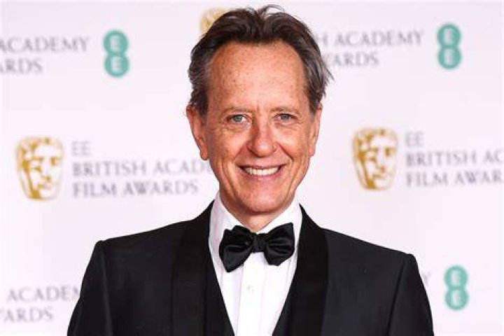 Richard E Grant as Classic Loki, Tom Hiddleston as Tour de France Loki