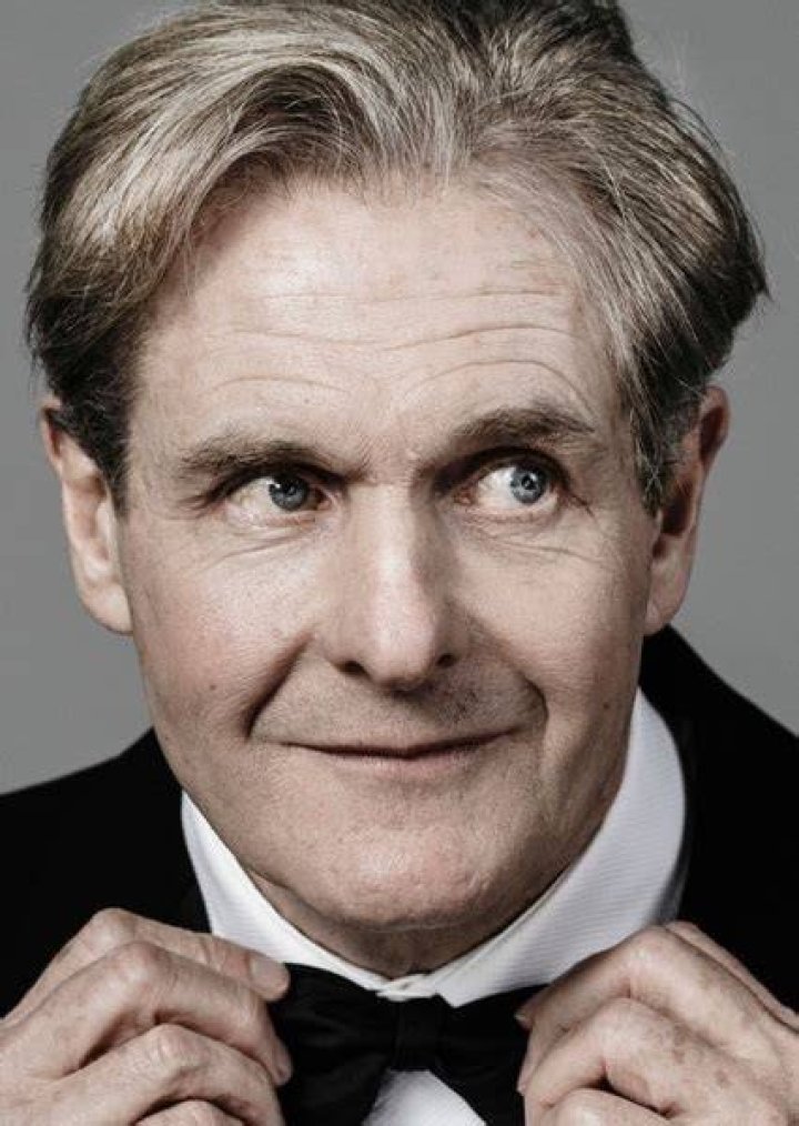 Robert Bathurst Fan Casting