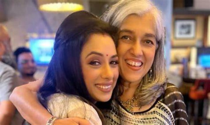 Rupali Ganguly reunites with Ratna Pathak Shah, Rajesh Kumar and others in the Sarabhai Vs Sarabhai