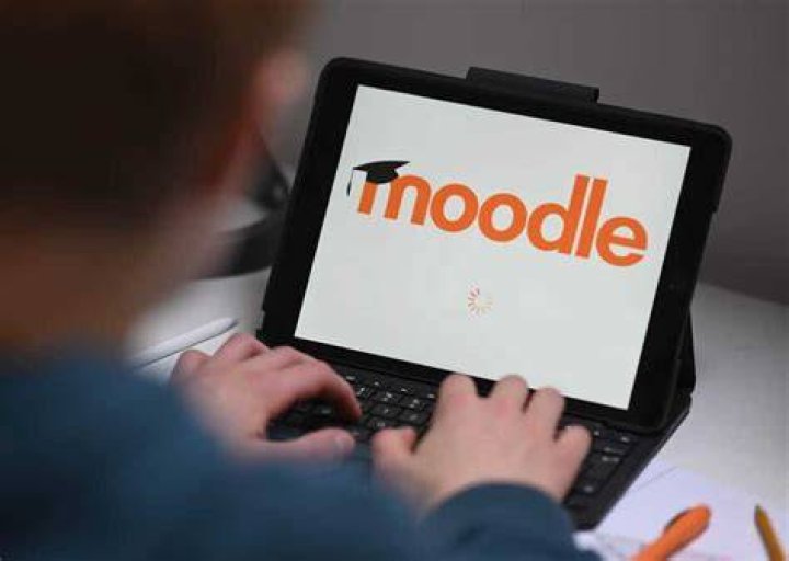 Simplified Moodle DUT login processes: The complete student guide for 2022