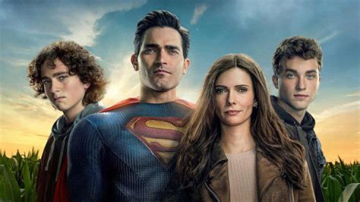 Superman & Lois Worlds War Bizarre pic