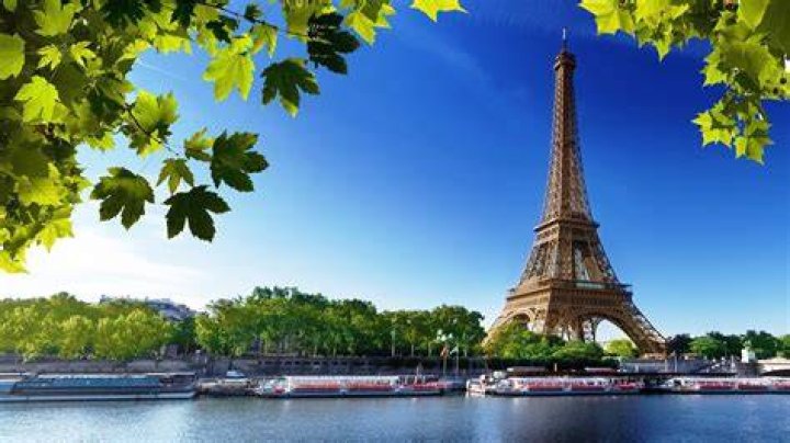 The Eiffel Tower as seen in Civilization-6