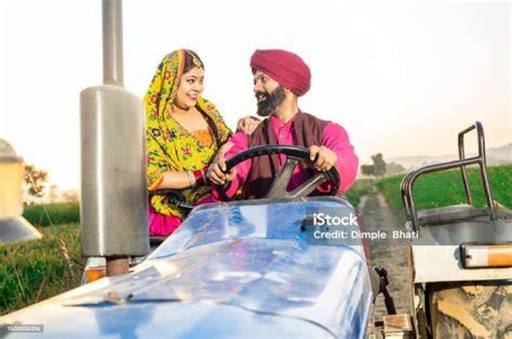 This young couple from Punjab has gone viral for selling pizza together