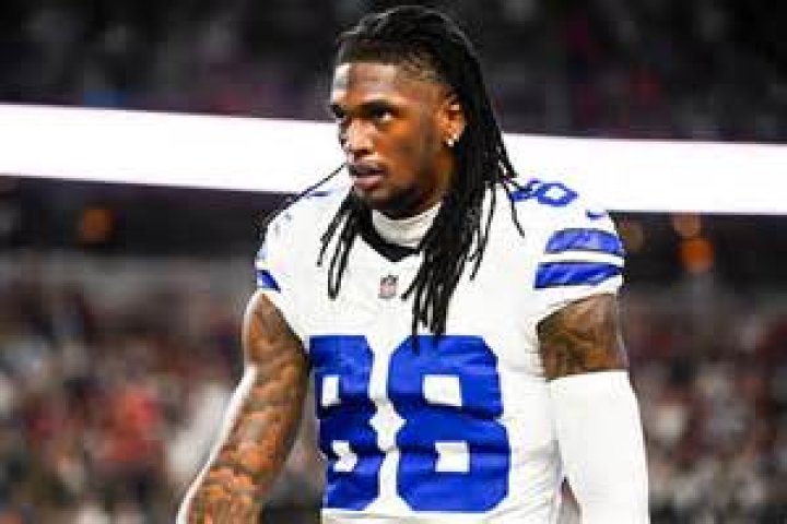 Try arguing this CeeDee Lamb's touchdown isn't the catch of the year