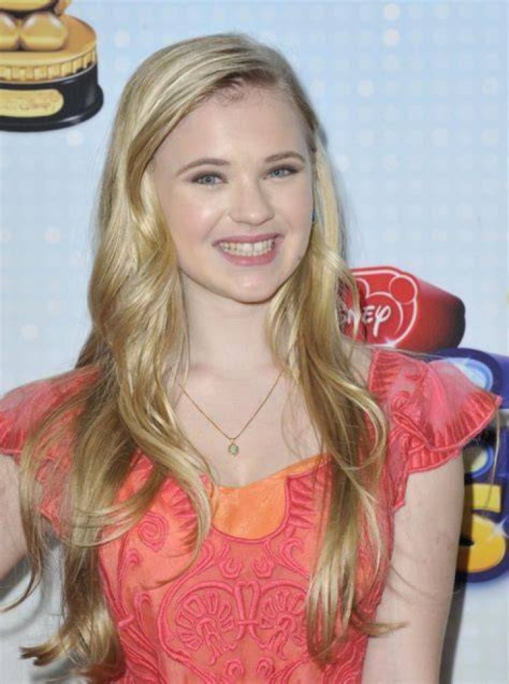 Young Sierra McCormick Looking Hot in Social Media Pictures The